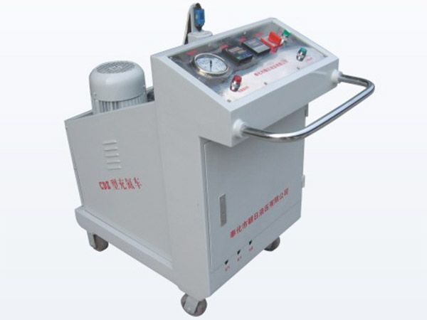 蓄能器廠家告訴你蓄能器充氮車(chē)是什么？