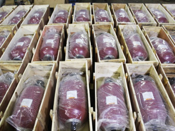 皮囊式蓄能器使用在哪些方面用途？